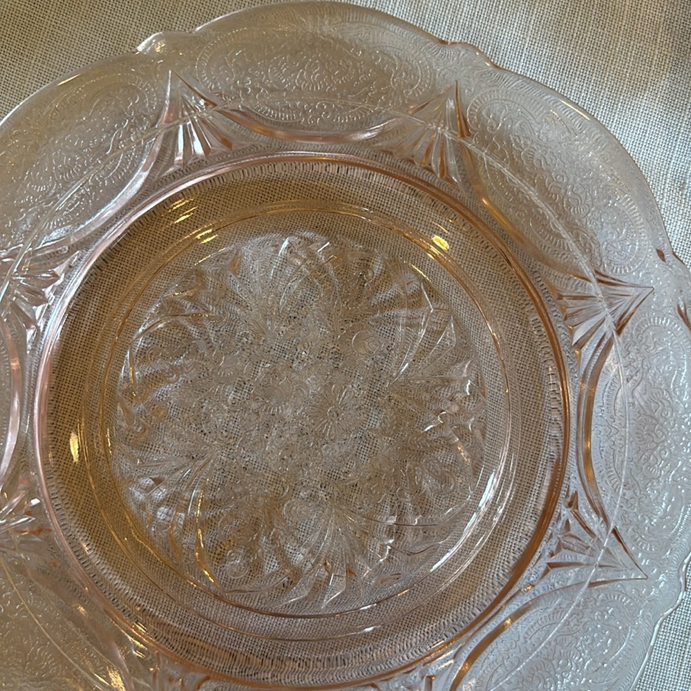 Pink Depression Royal Lace Small Plates (8) - Picture 8 of 11